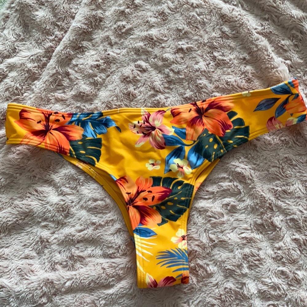 Hollister cheeky swim bottoms